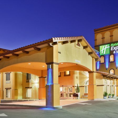 Holiday Inn Express Hotel & Suites Willows By Ihg Екстериор снимка