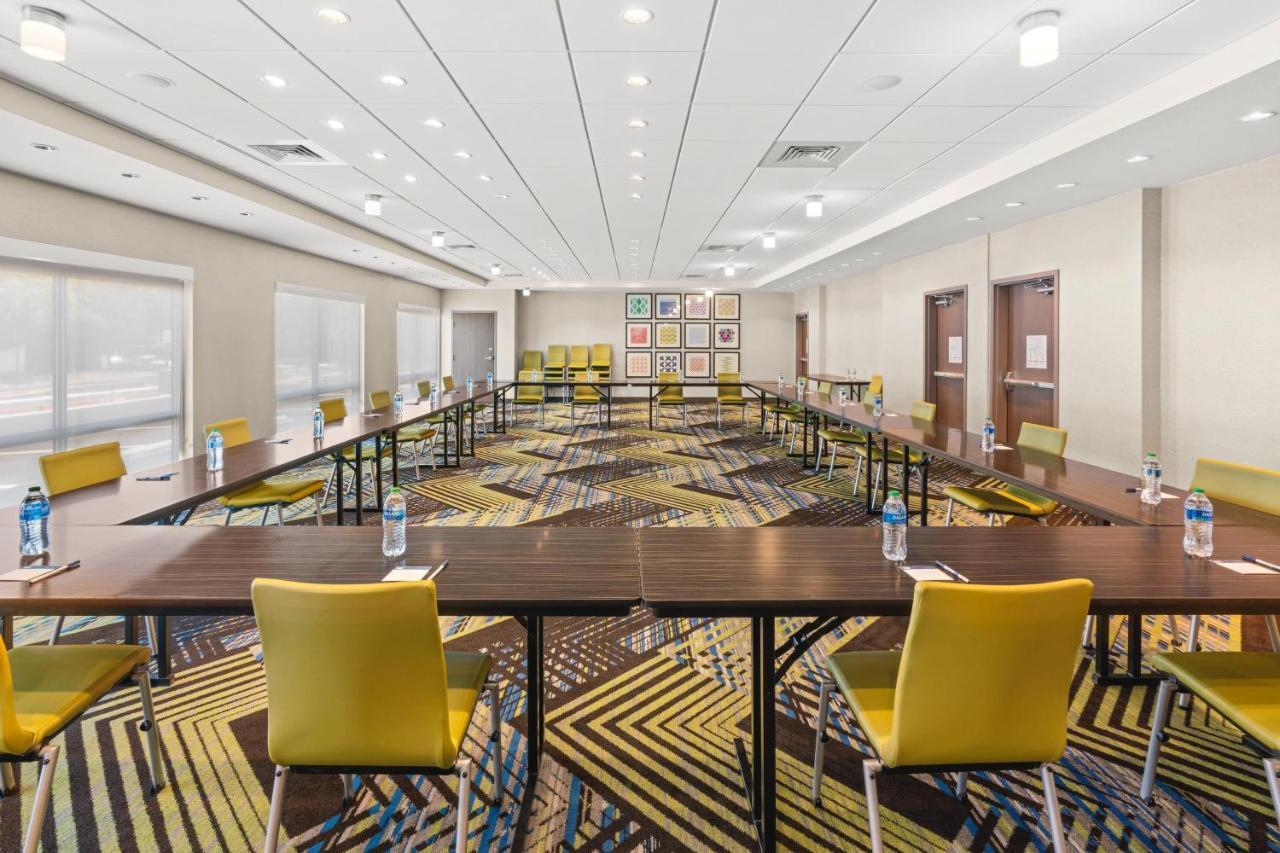 Holiday Inn Express Hotel & Suites Willows By Ihg Екстериор снимка