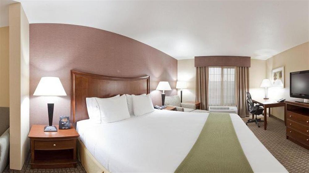 Holiday Inn Express Hotel & Suites Willows By Ihg Екстериор снимка