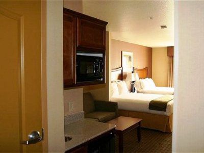 Holiday Inn Express Hotel & Suites Willows By Ihg Екстериор снимка